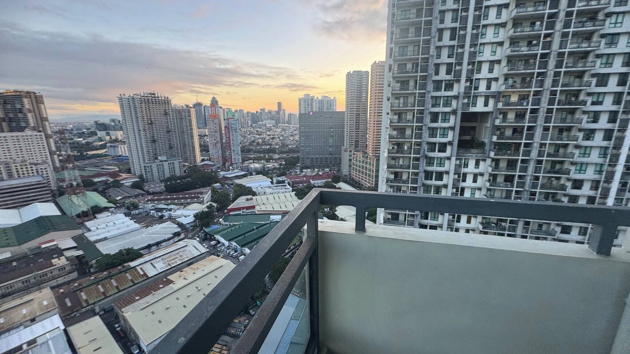 Photo of Patio Balcony in Highway Hills