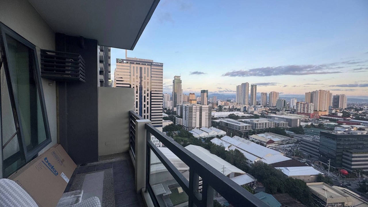 Photo of Patio Balcony in Highway Hills