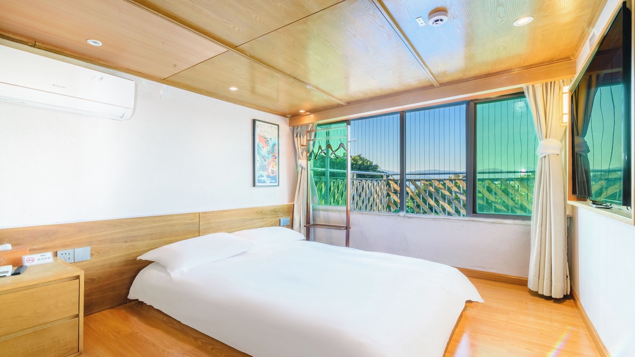 Photo of Bedroom in Futian CBD