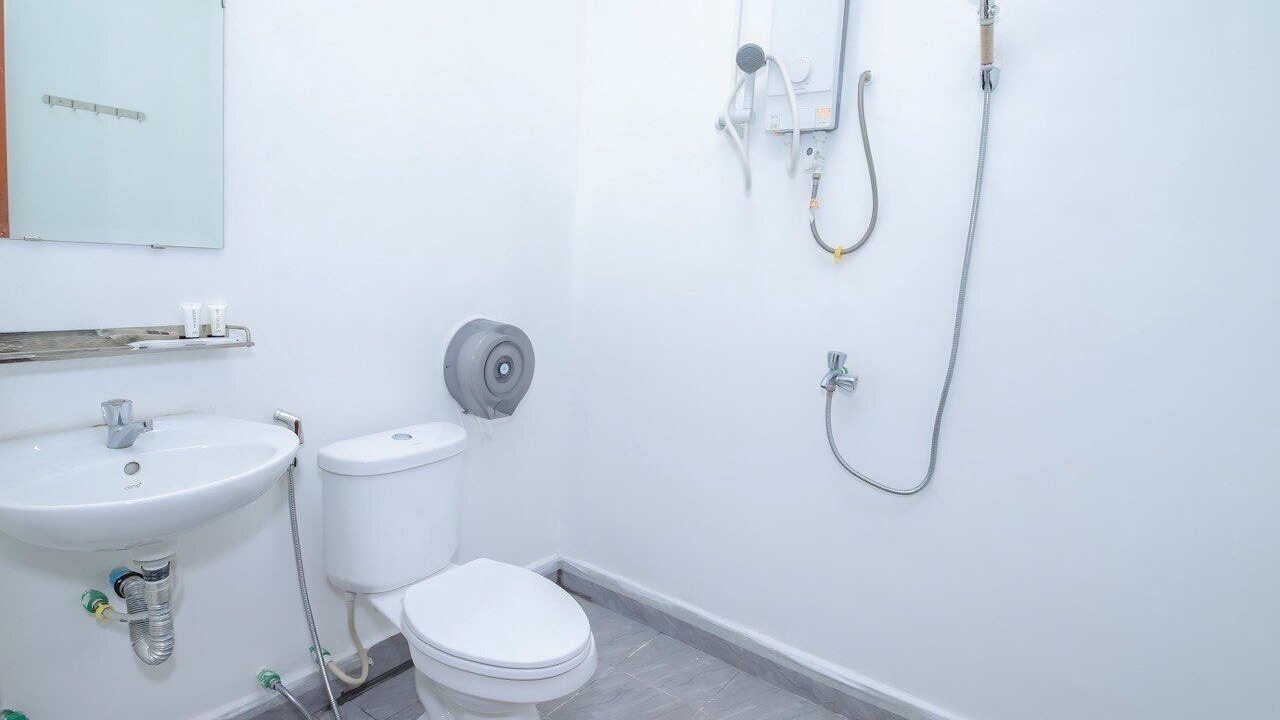 Photo of Bathroom in Daun Penh