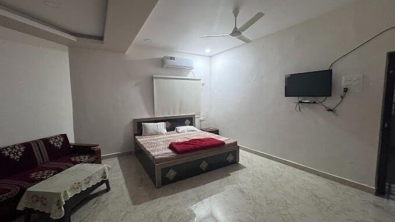 Photo of Bedroom in Chandrapur
