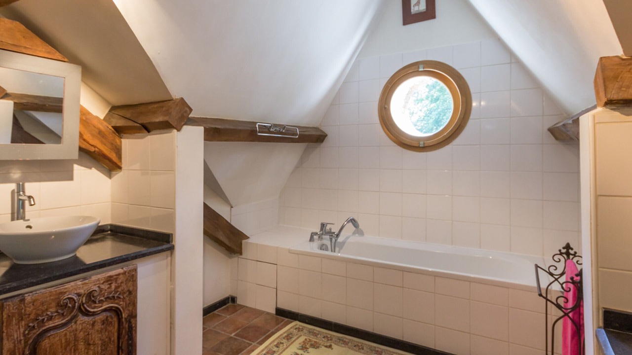 Photo of Bathroom in Raizeux