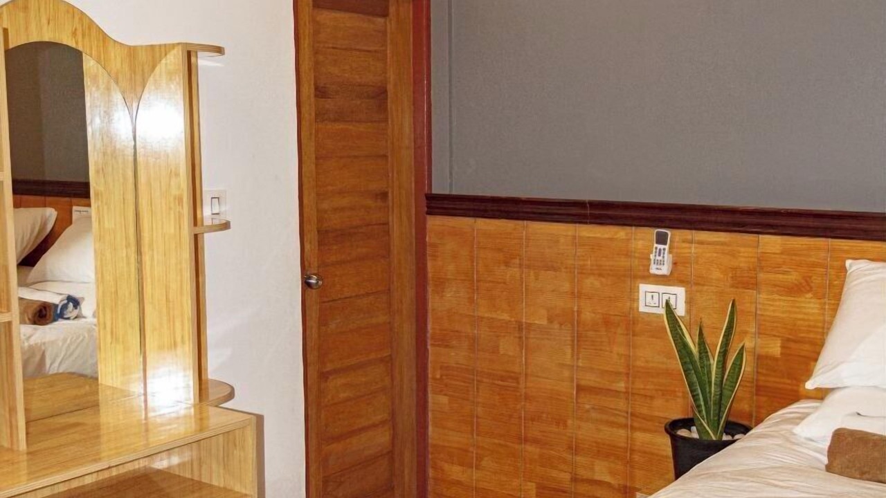 Photo of Bedroom in Omadhoo