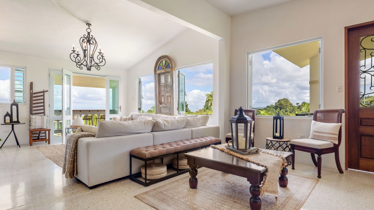 Photo of Livingroom in Corozal