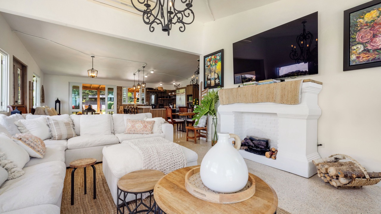 Photo of Livingroom in Corozal