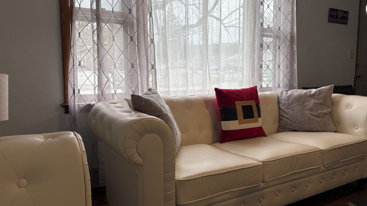 Photo of Livingroom in Vestal