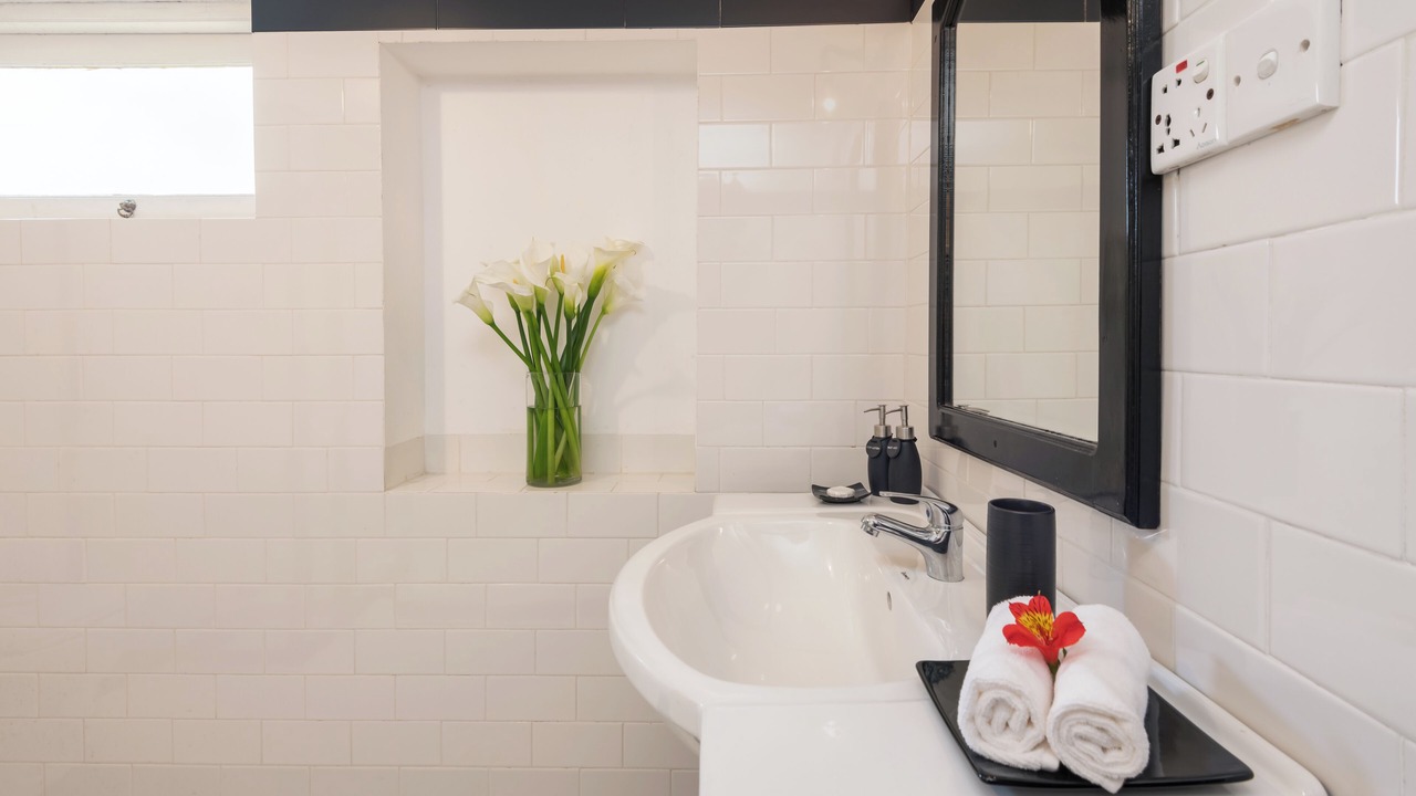 Photo of Bathroom in Katukitula