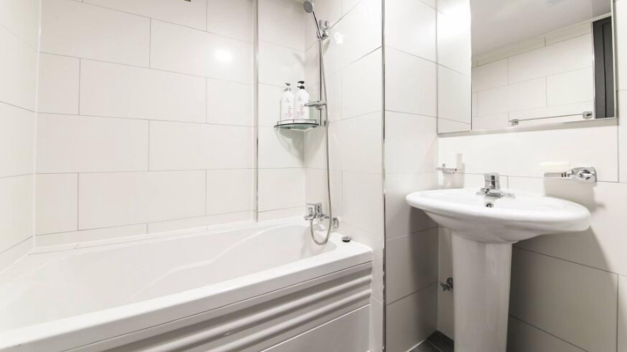 Photo of Bathroom in Gil-dong