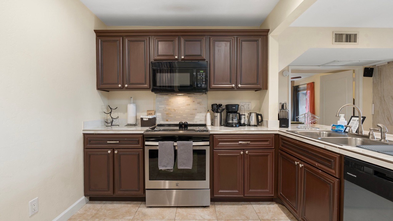 Photo of Kitchen in North Center Revitalization Association