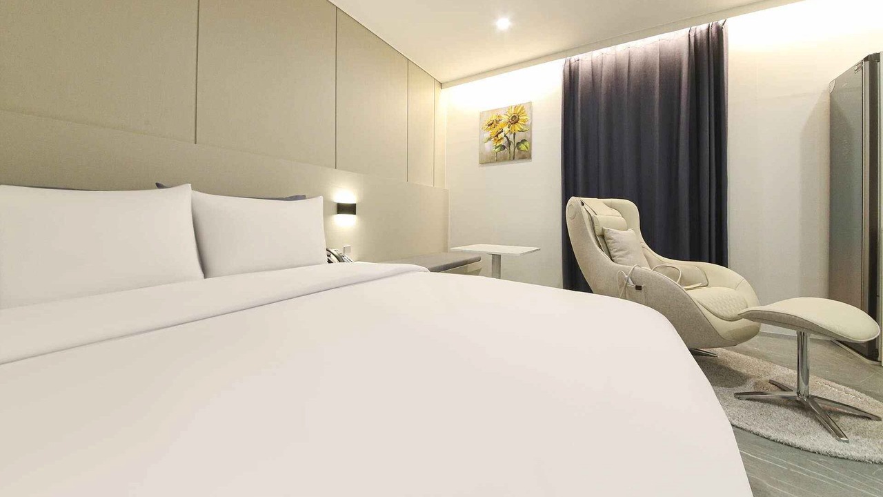 Photo of Bedroom in Kwangsu