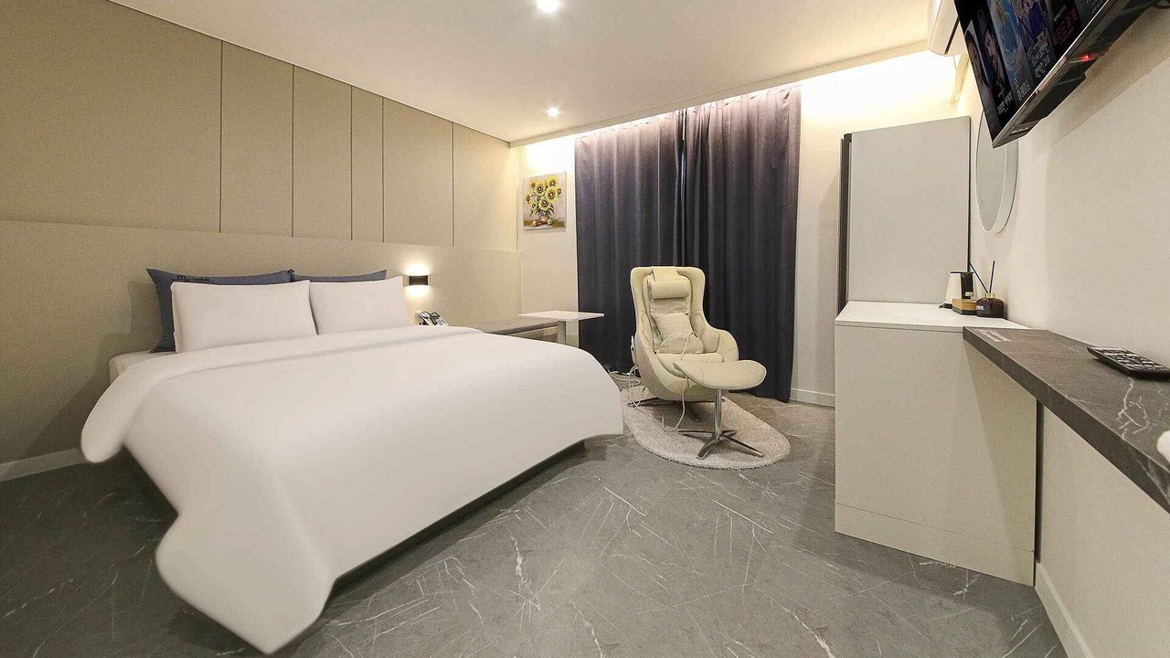 Photo of Bedroom in Kwangsu