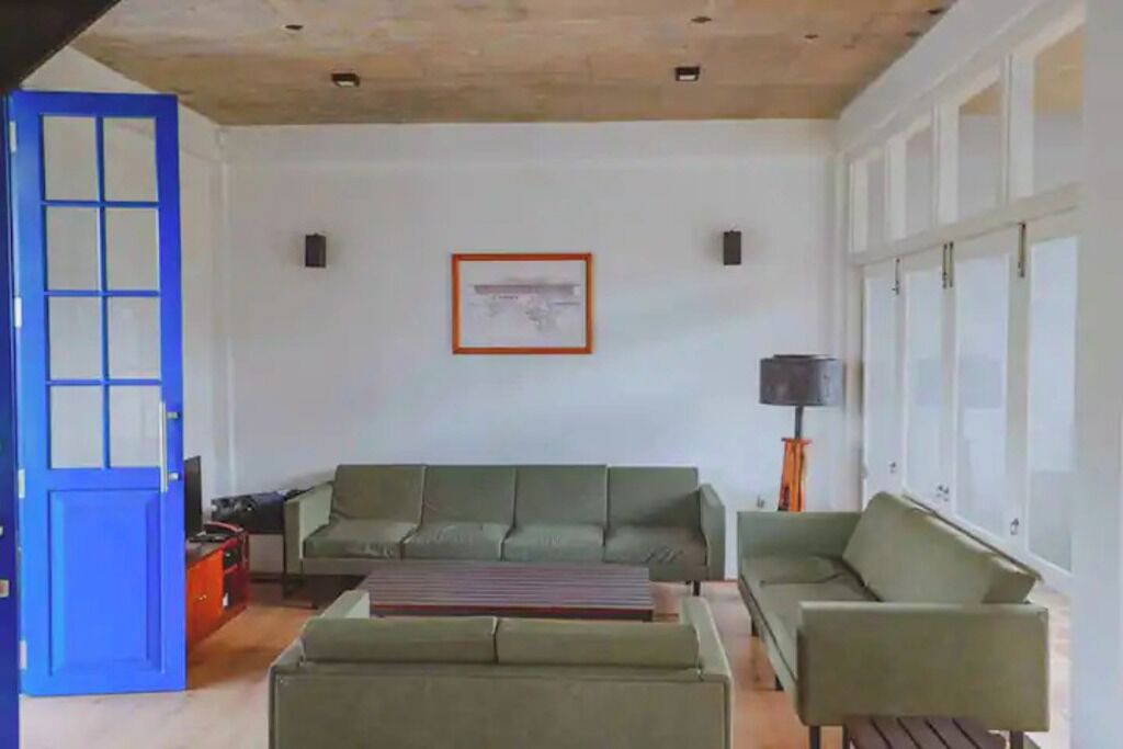 Photo of Livingroom in Katukitula