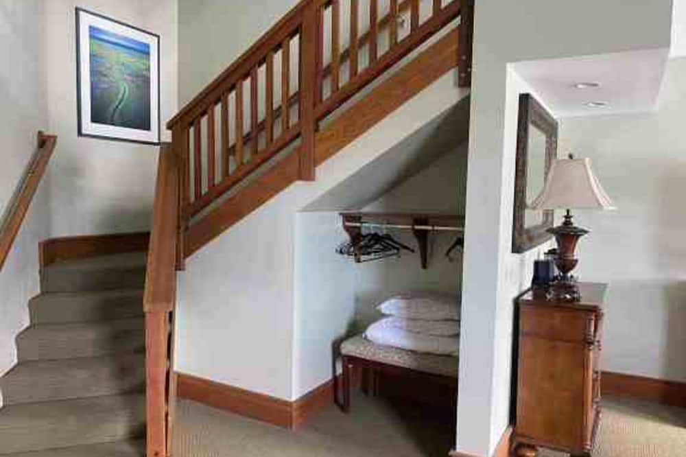Photo of Bedroom in Whittier