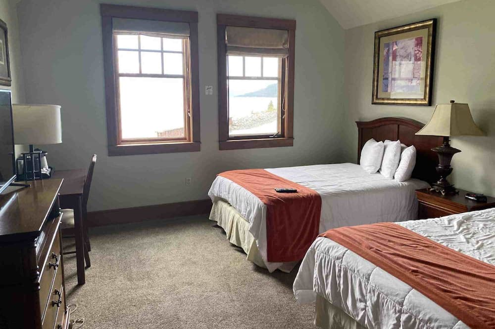 Photo of Bedroom in Whittier