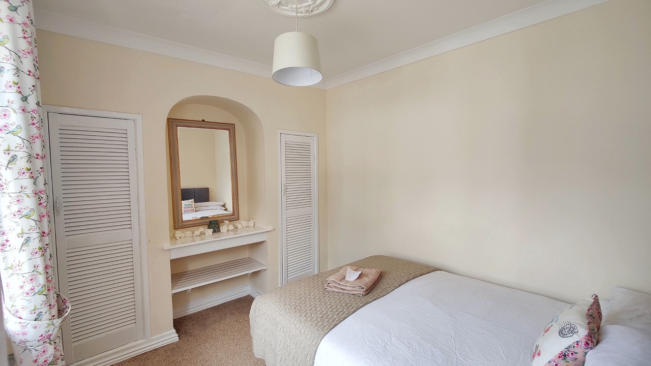 Photo of Bedroom in Cut Bush