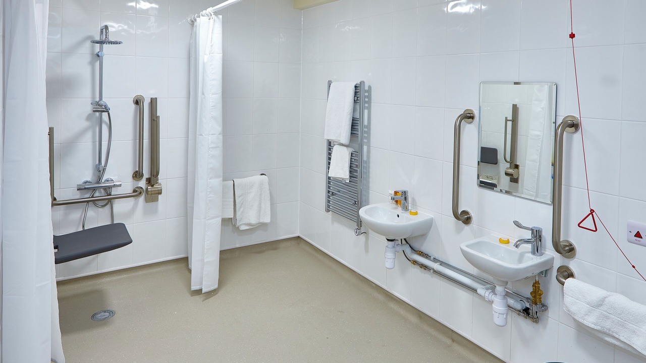 Photo of Bathroom in Penrhyn Bay