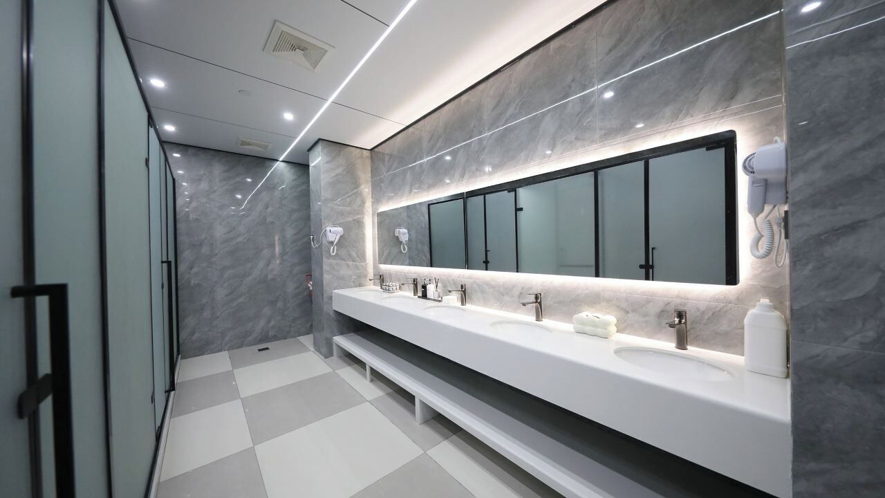 Photo of Bathroom in Downtown Hangzhou