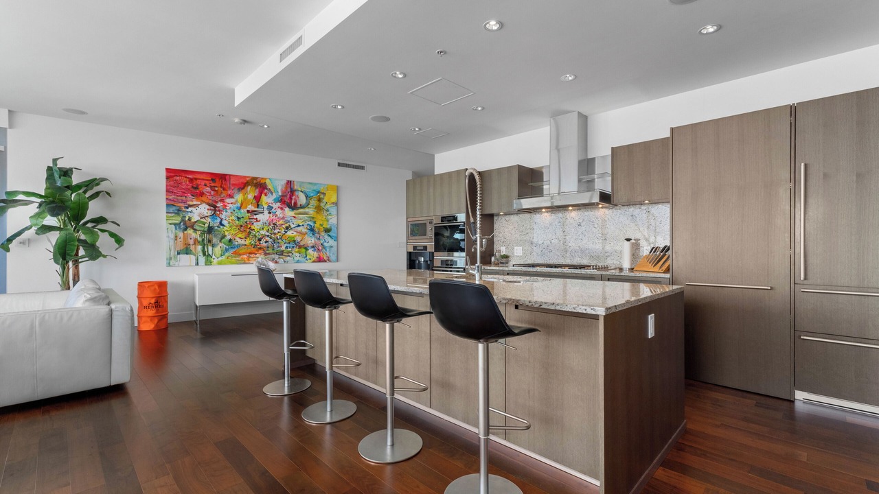 Photo of Kitchen in Coal Harbour