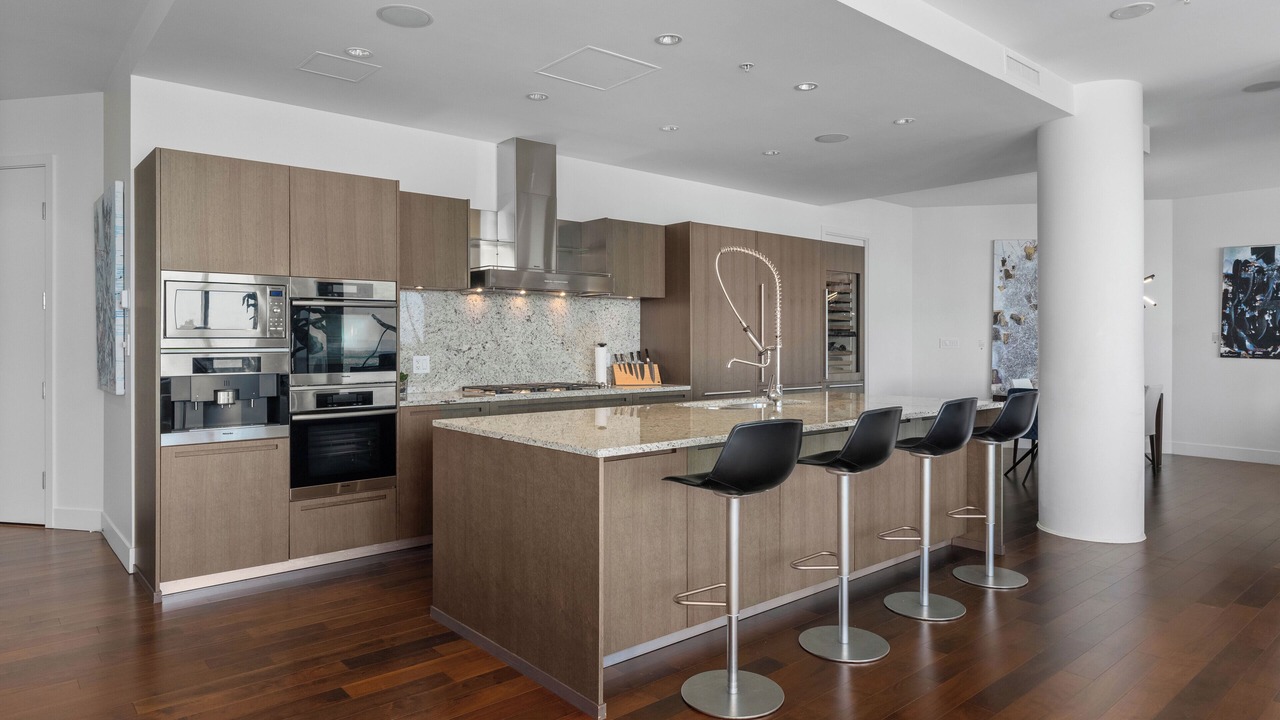 Photo of Kitchen in Coal Harbour