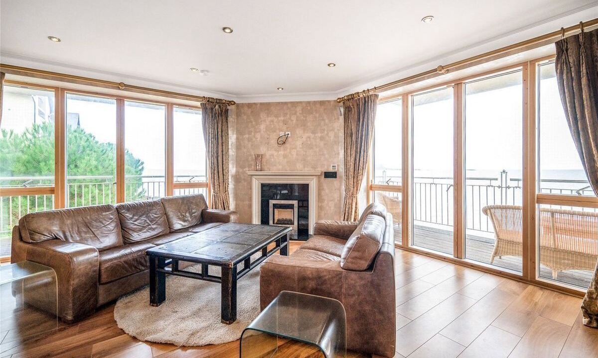 Photo of Livingroom in Sutton Cross