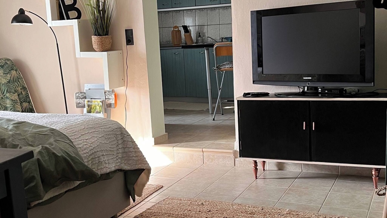 Photo of Bedroom in Drama