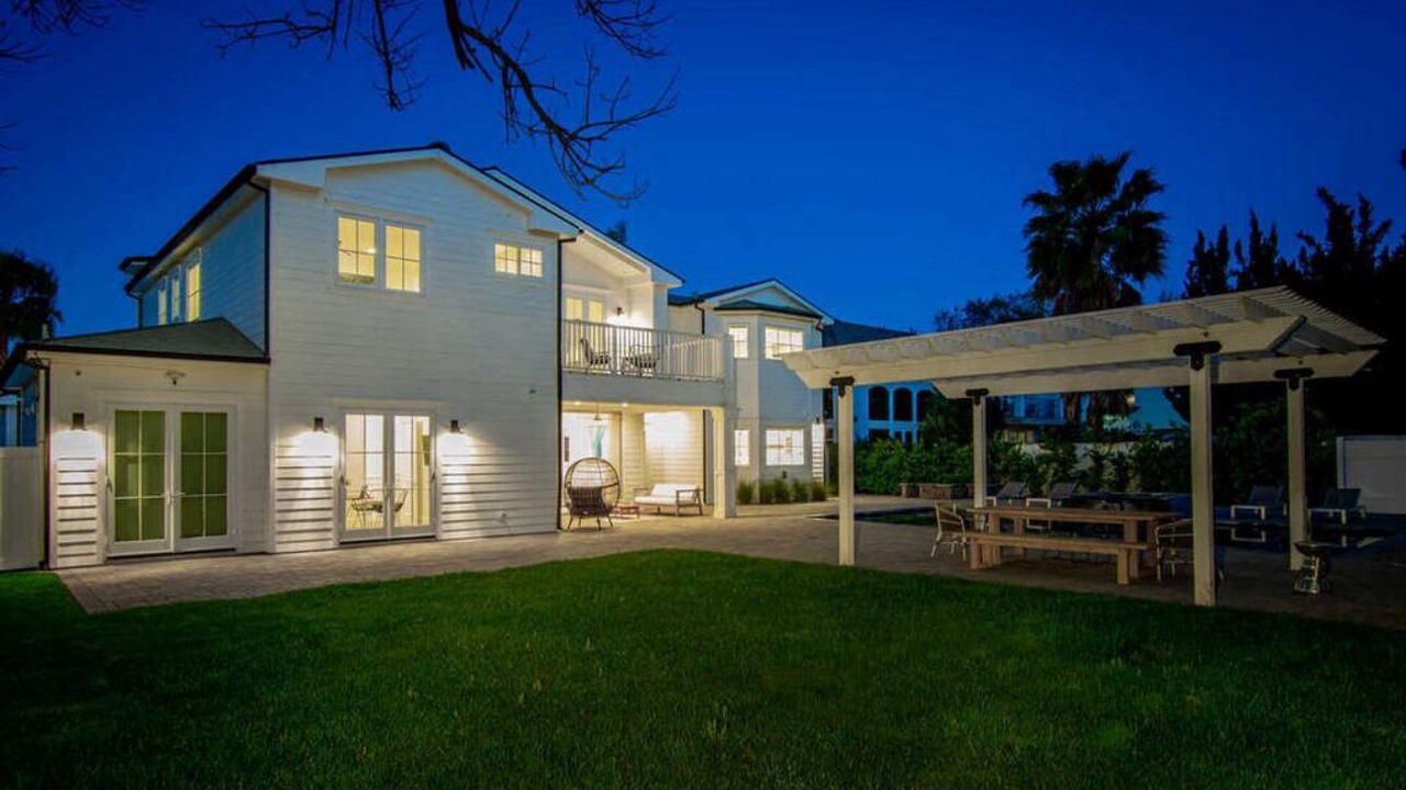 Photo of Outdoor in Tarzana