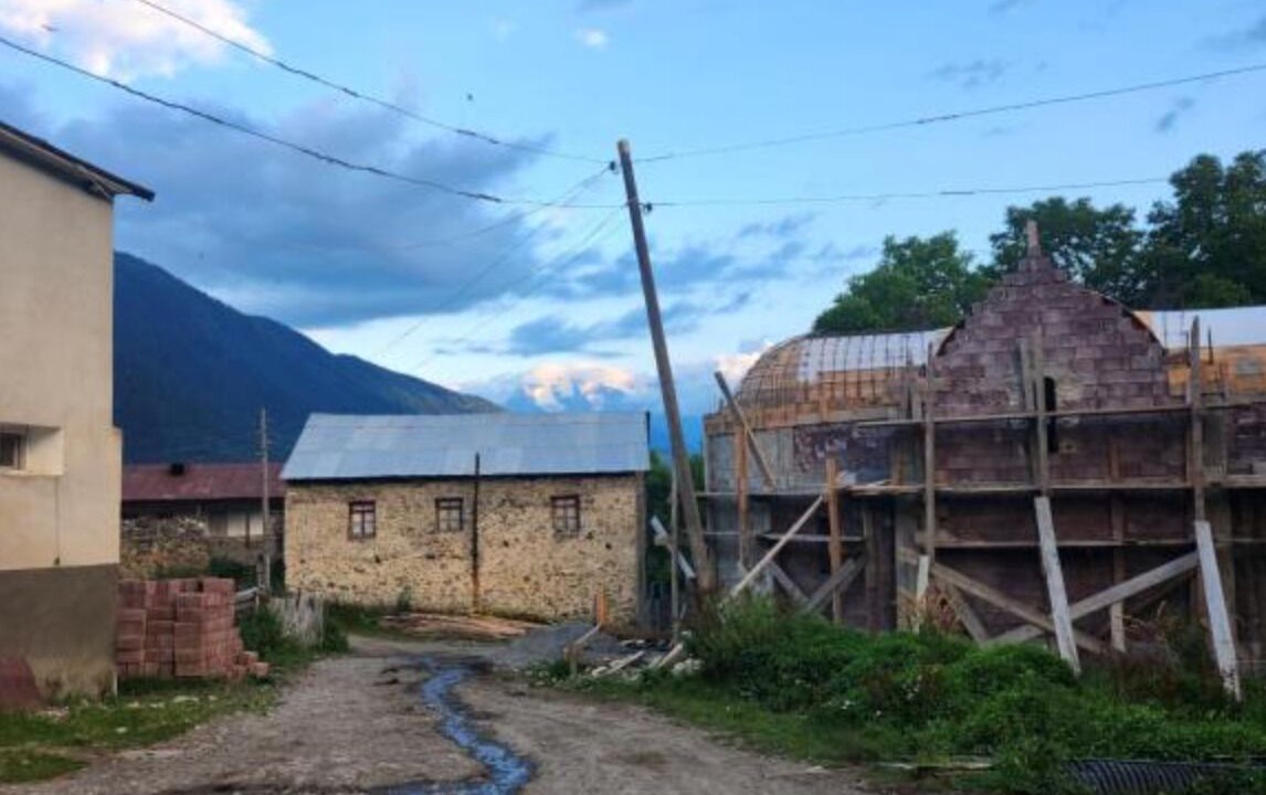 Photo of Outdoor in Mazeri