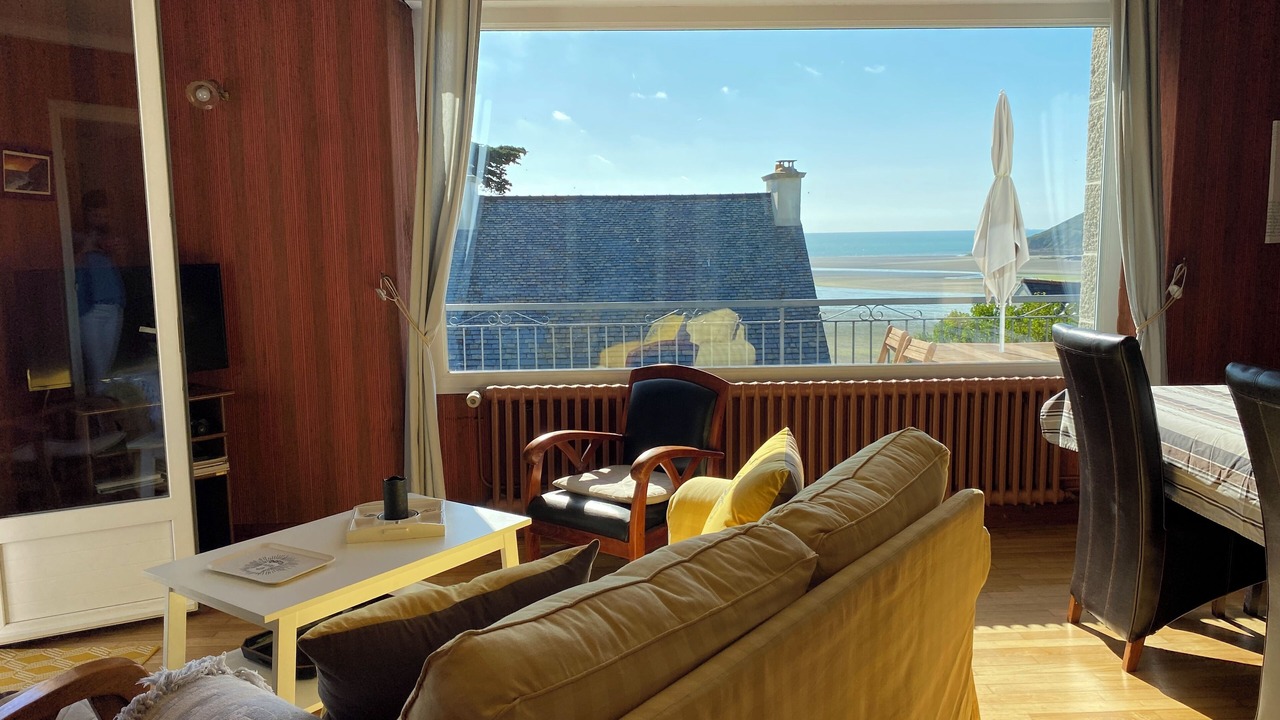 Photo of Livingroom in Saint-Michel-en-Greve