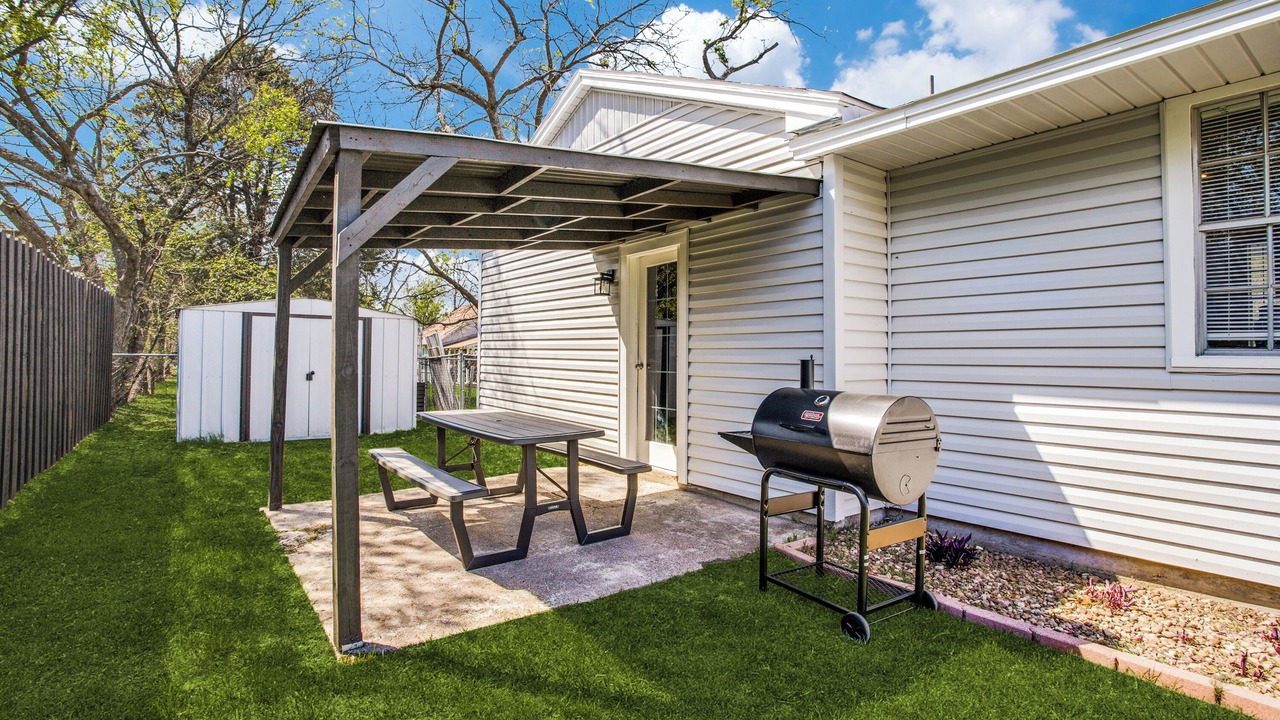 Photo of Outdoor in Cedar Hill