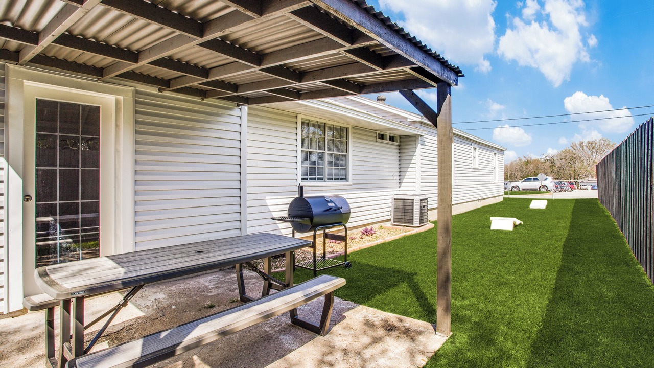 Photo of Outdoor in Cedar Hill
