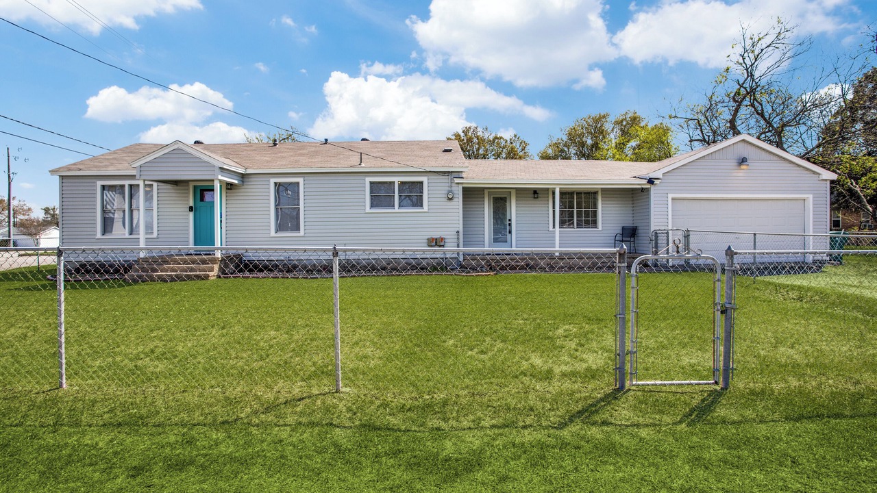 Photo of Outdoor in Cedar Hill