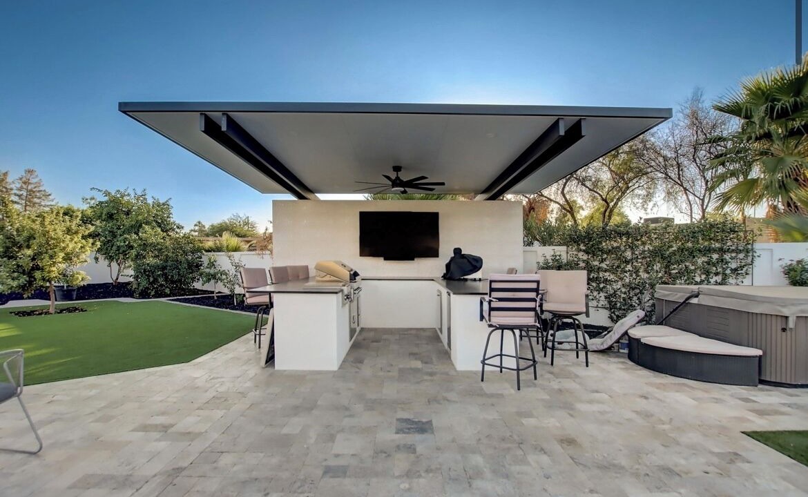 Photo of Patio Balcony in Avant