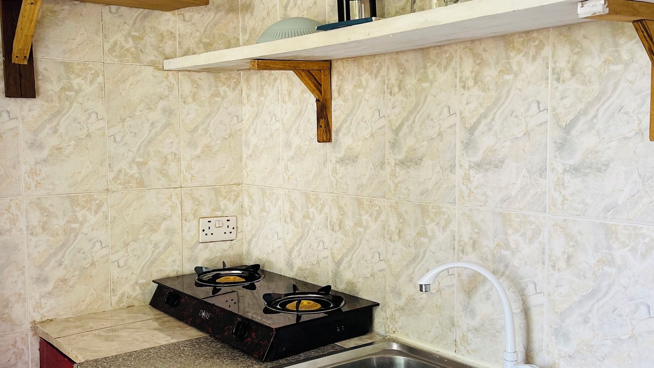 Photo of Kitchen in Labadi