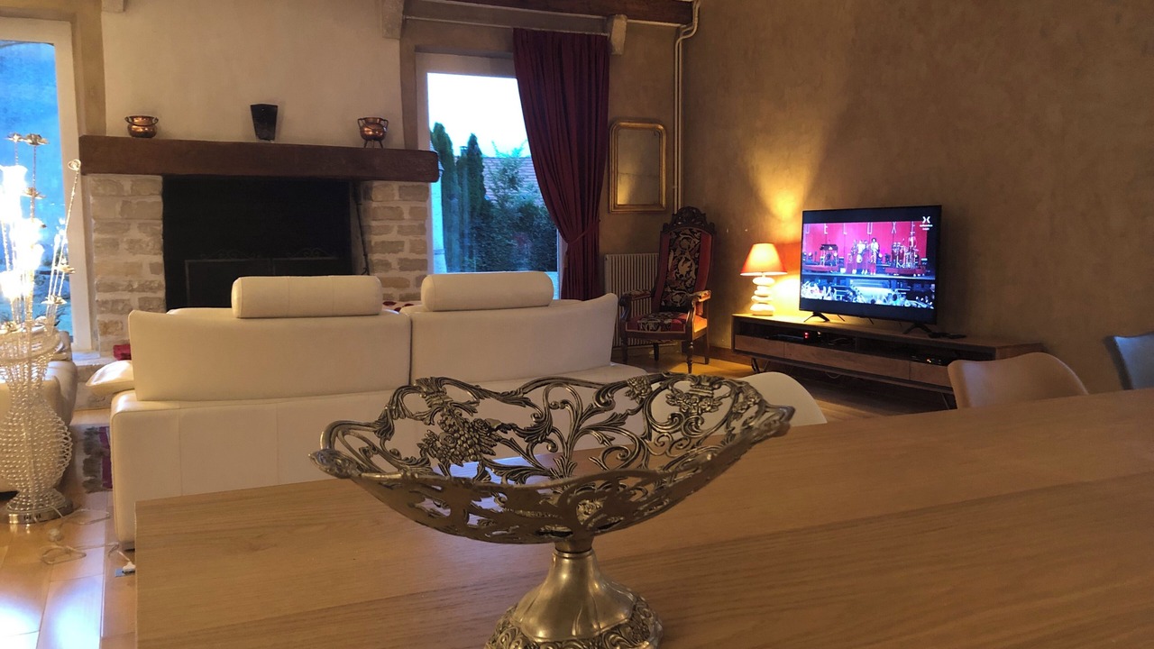 Photo of Livingroom in Bailleau-l'Eveque