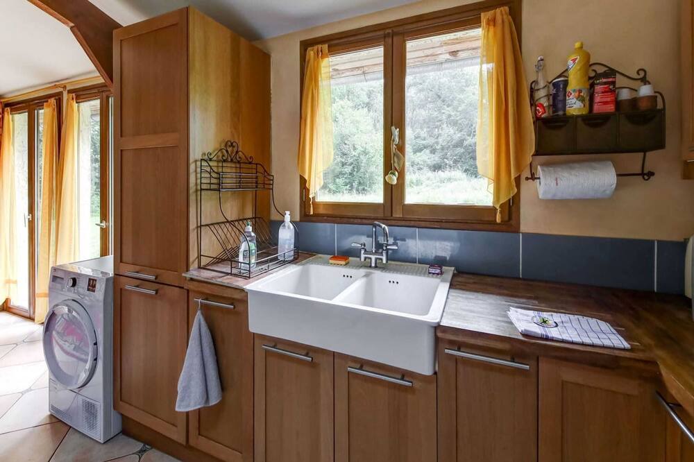 Photo of Kitchen in Raizeux