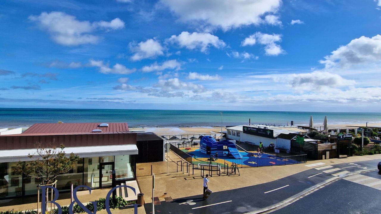 Photo of Others in Luc-sur-Mer