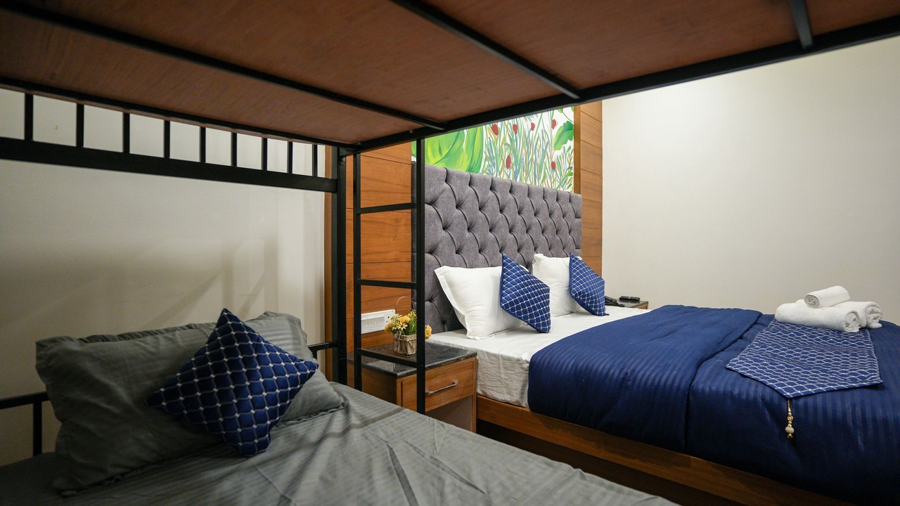 Photo of Bedroom in The Mall Road