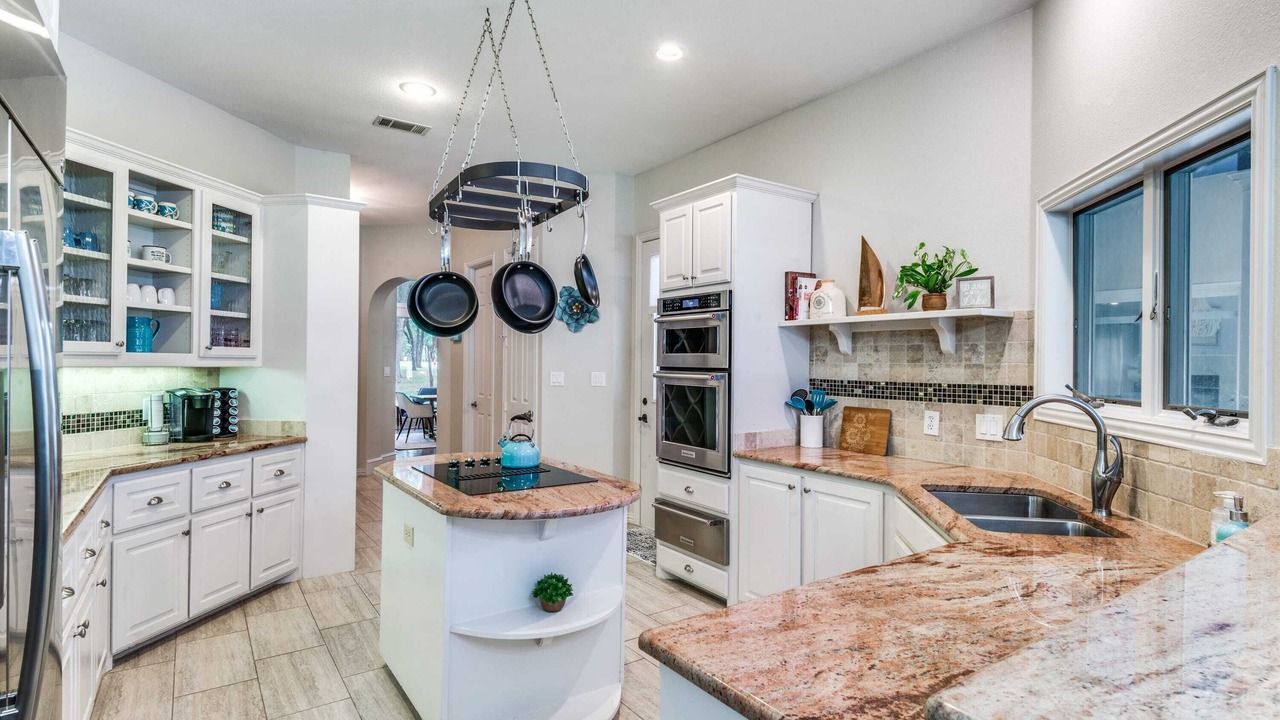 Photo of Kitchen in Lakewood Village
