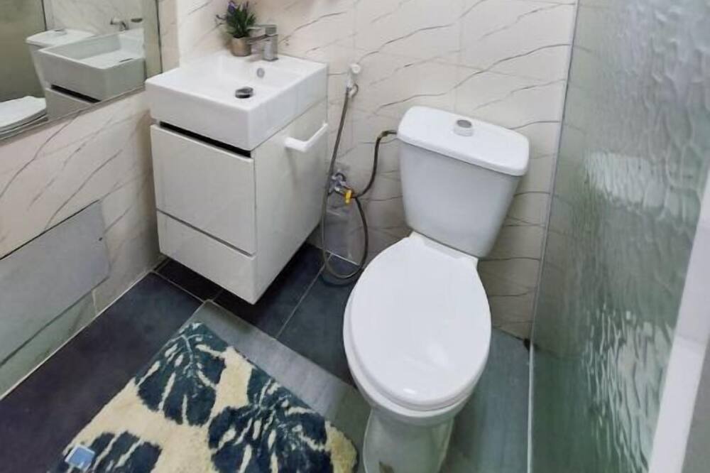 Photo of Bathroom in Dakar
