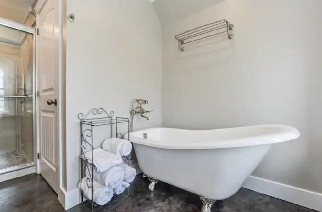 Photo of Bathroom in Elora