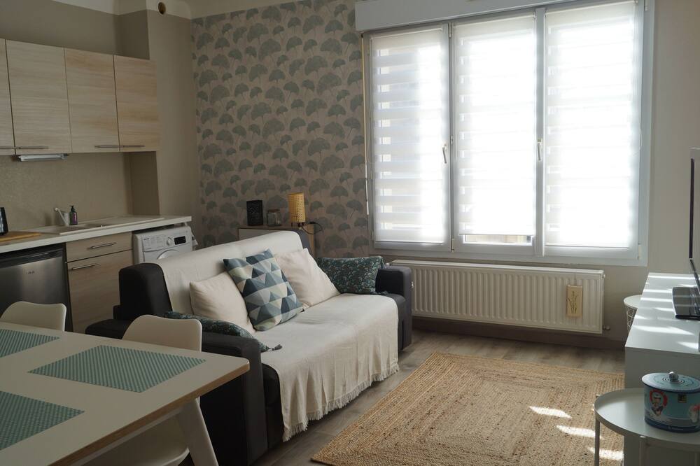 Photo of Livingroom in Falaise