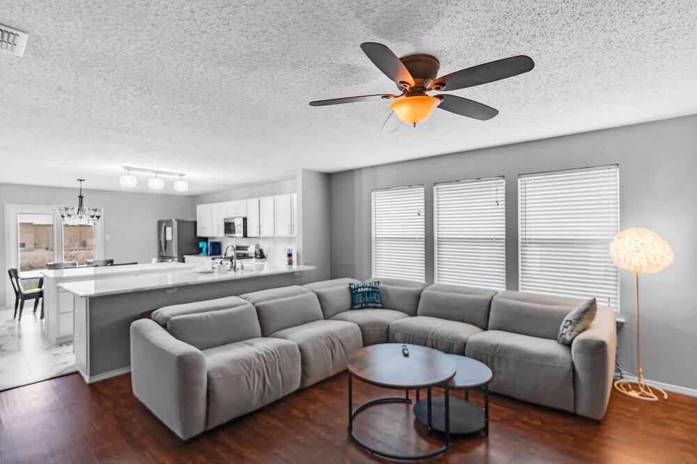 Photo of Livingroom in Little Elm