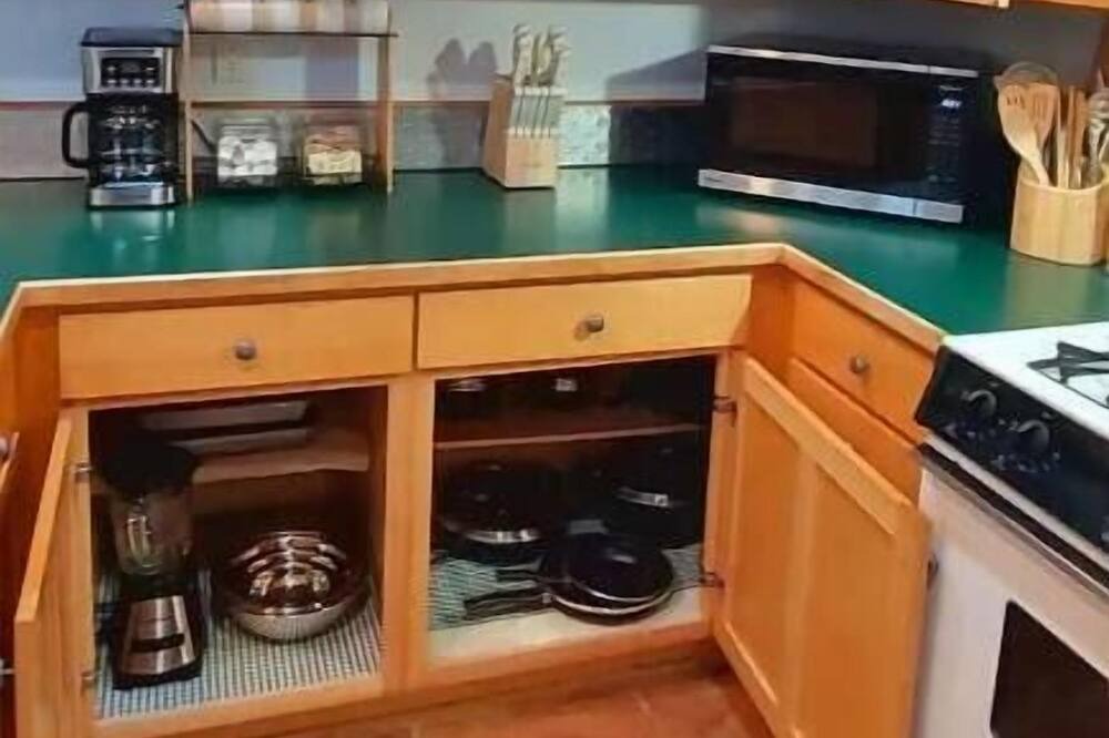 Photo of Kitchen in Raynolds Addition