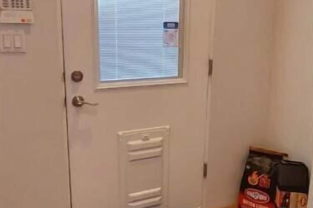 Photo of Others in Raynolds Addition