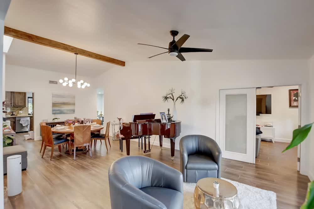 Photo of Livingroom in Avant