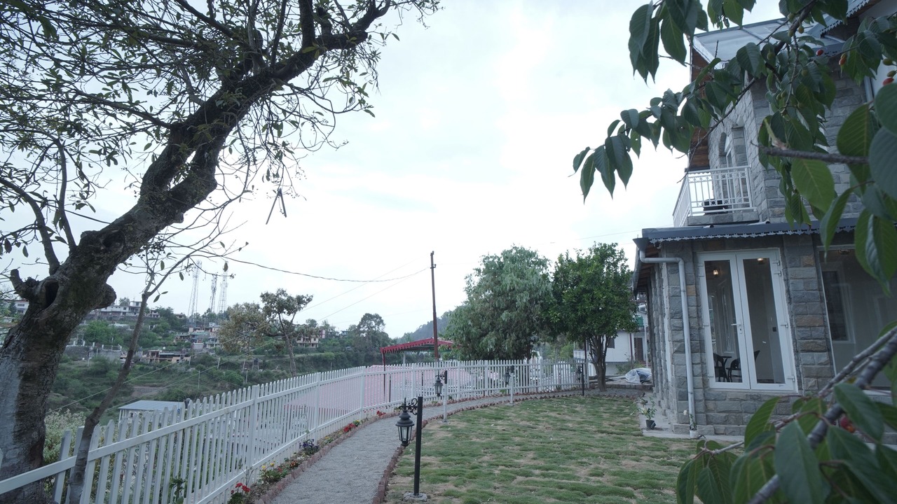 Photo of Outdoor in Sukha