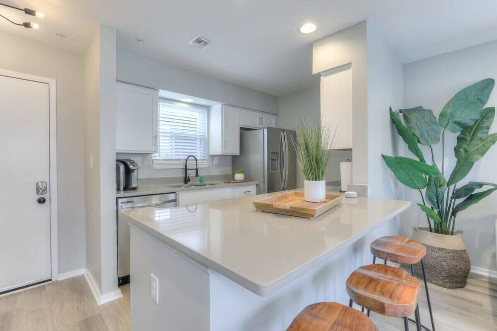 Photo of Kitchen in North Capitol