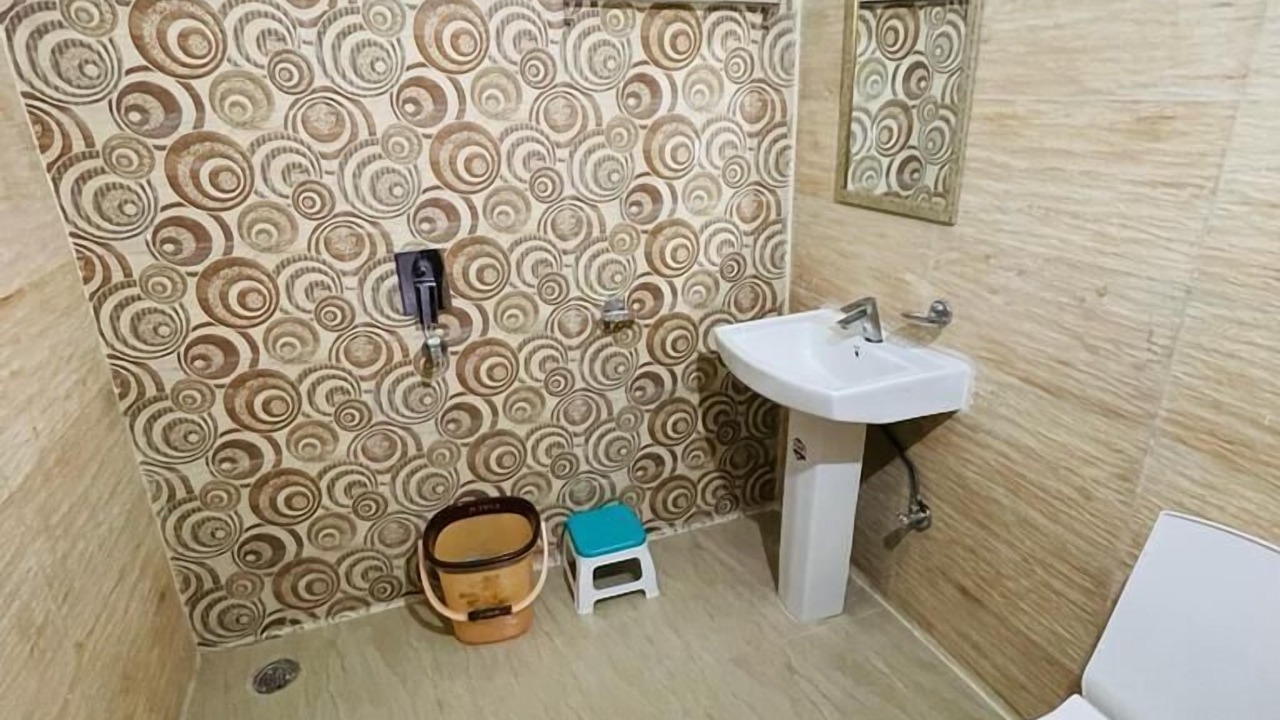 Photo of Bathroom in Dhaliara