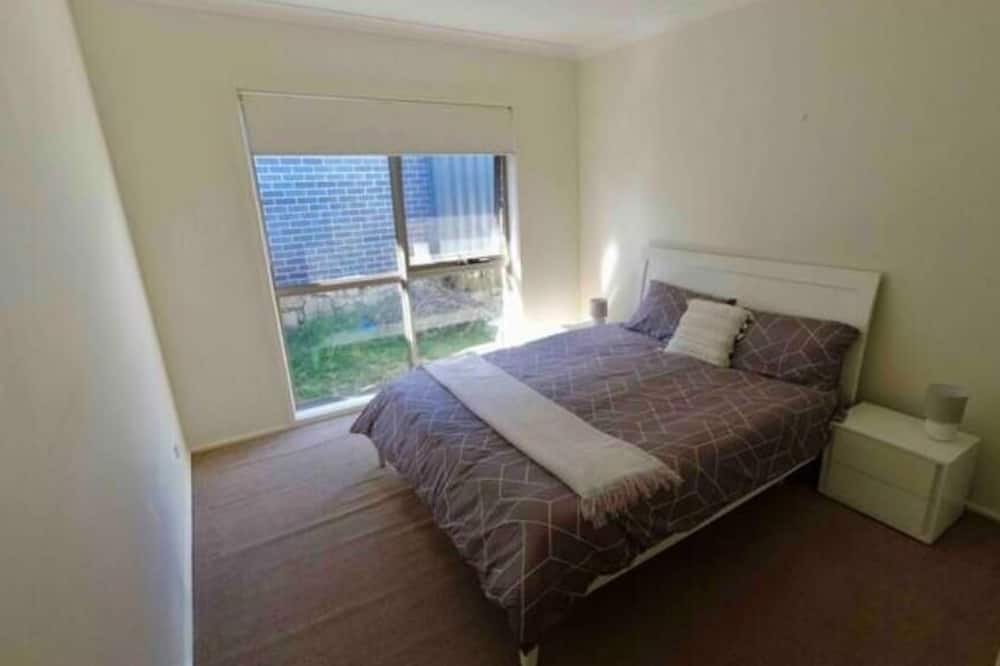 Photo of Bedroom in Moncrieff