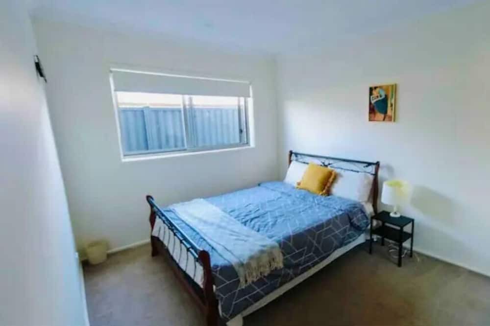 Photo of Bedroom in Moncrieff